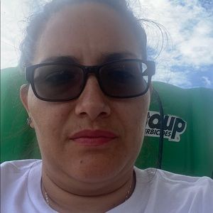 Meet your Posher, Erika